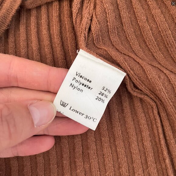 Revolve SNDYS Rib Eye Top - Picture 5 of 5